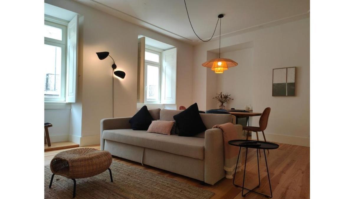 Amazing Spacious Chiado 2-bedroom Stylish W Ac Appartement